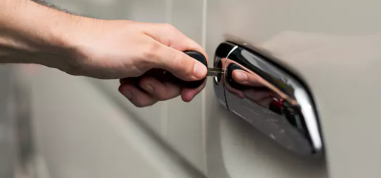 Why Choose Our Auto Locksmith Team in Coral Gables, FL?